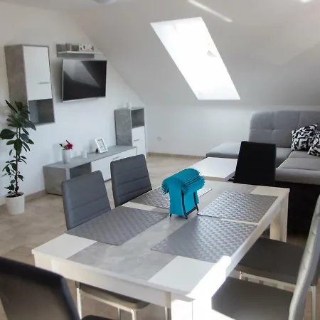 U Fuxu Appartement *
