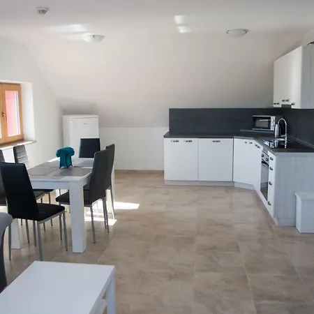 U Fuxu Appartement Zleby